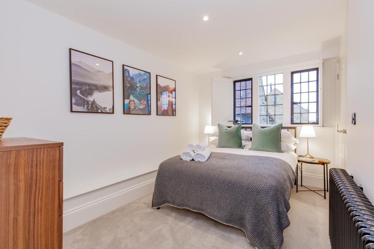 Oxfordshire Living - The Churchill - Woodstock